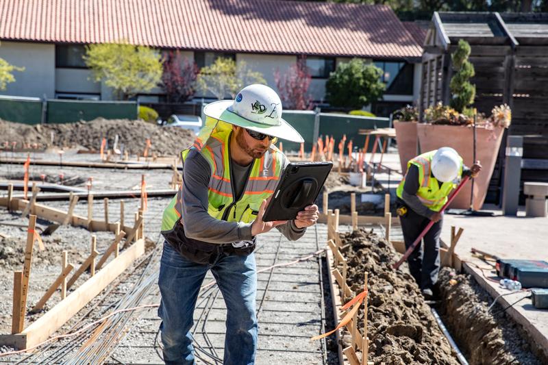 Paid | Aspire Commercial Landscaping | Hero > Image